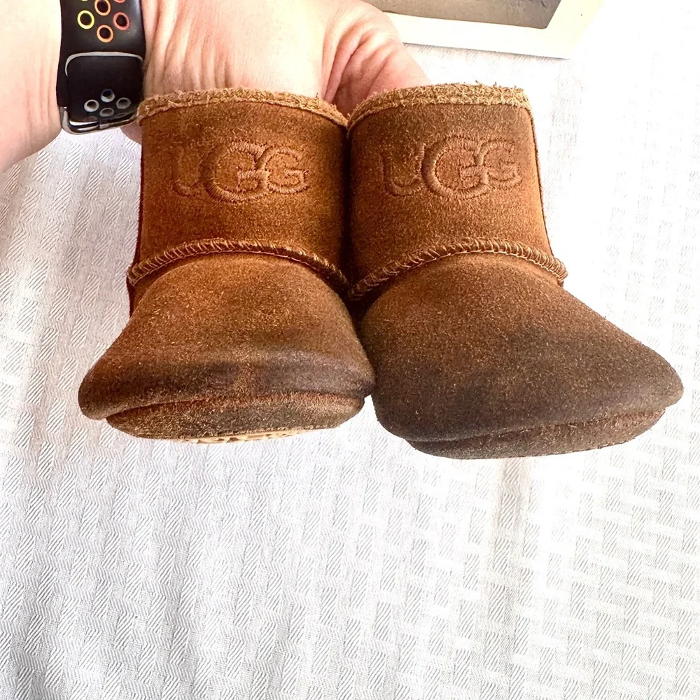 UGG Jesse II‎ Baby Booties Chestnut Suede Shearling Size 2/3 w Box Cozy Winter